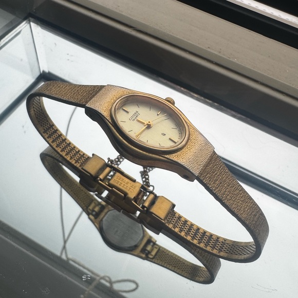 Citizen Gold Women's Watch - Picture 2 of 2